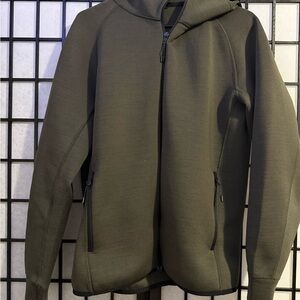 UNIQLO Olive Green Men's Sweater - large